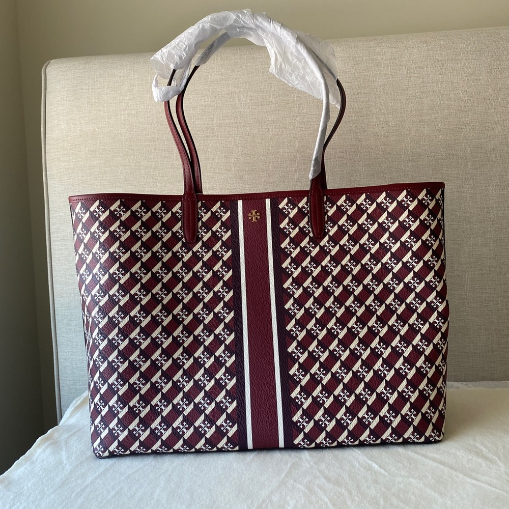 Tory Burch Red Geo Logo Tote Bag – Burgundy – New with Tags - Picture 3 of 10
